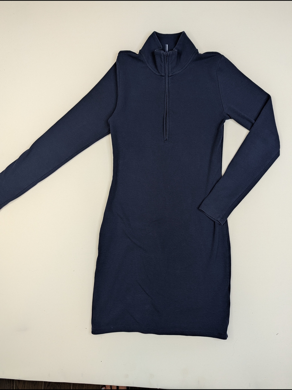 Slim Navy Long-Sleeve Zip-Front Dress